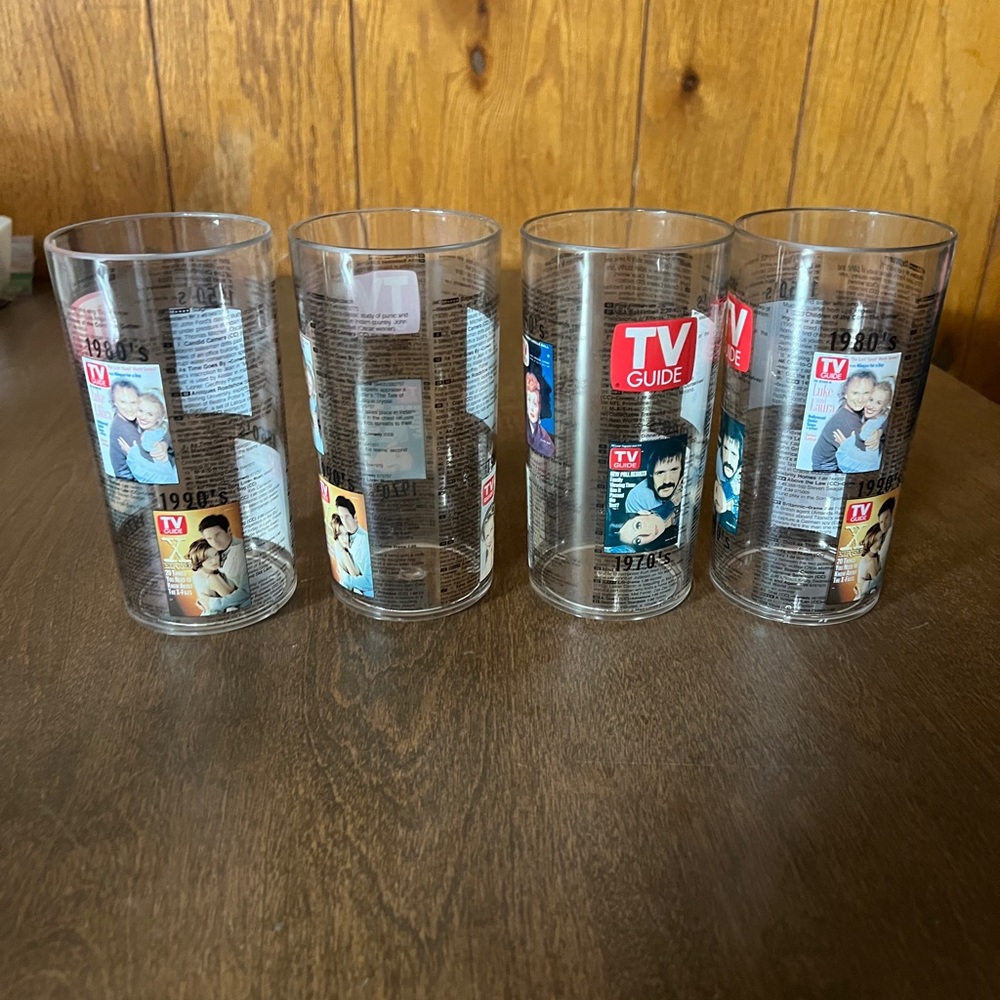 TV Guide Memorabilia Plastic Cups Tumblers Set of 4 1950-1990 Covers decades - Picture 2 of 9